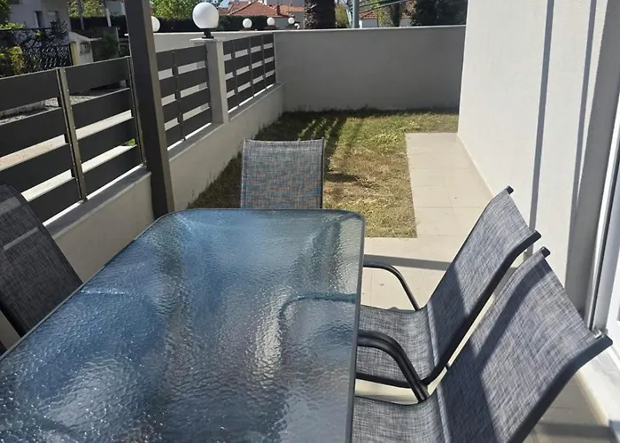 Stella Apartment *